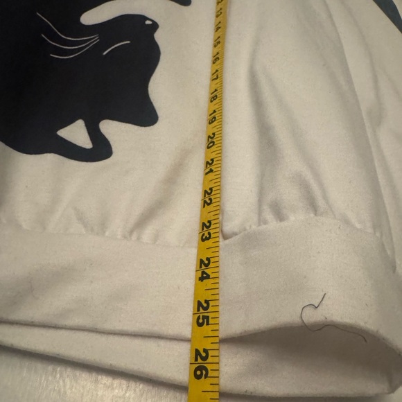 Black and Cream Cat Graphic Sweatshirt - Picture 4 of 4